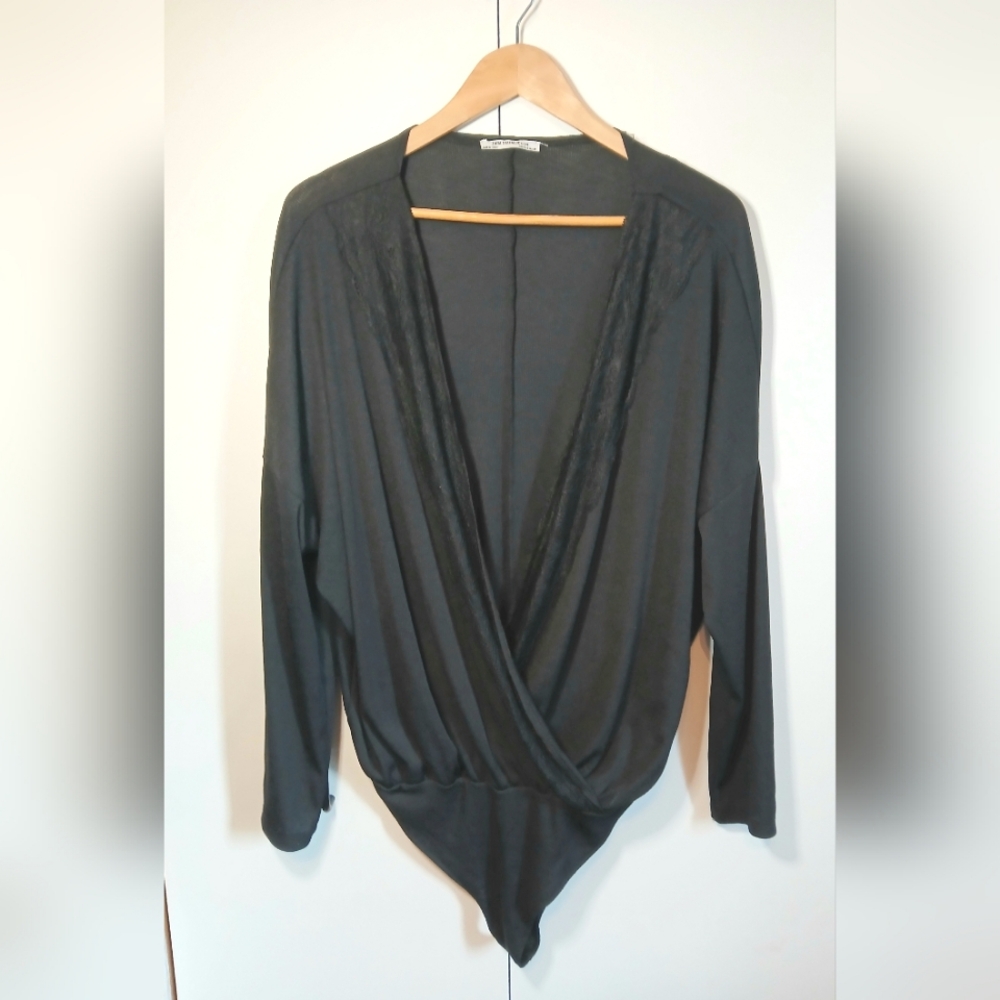 Zara Trafaluc Black Deep V Lace Trim Bodysuit – Size L